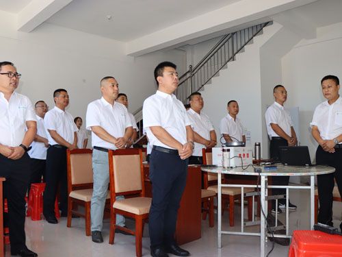 2020.08.03營(yíng)銷團(tuán)隊(duì)唱《三德歌》 2020.08.03營(yíng)銷團(tuán)隊(duì)唱《三德歌》